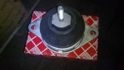 Подушка двигателя. Audi S6, 4A2, 4A5 Audi A6, 4A2, 4A5 Audi 100 Двигатели: AAH, AAN, AAR, AAS, AAT, ABC, ABH, ABP, ABZ, ACE, ACK, ACZ, ADR, AEC, AEJ...