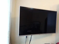 LG 47lb580v. LED