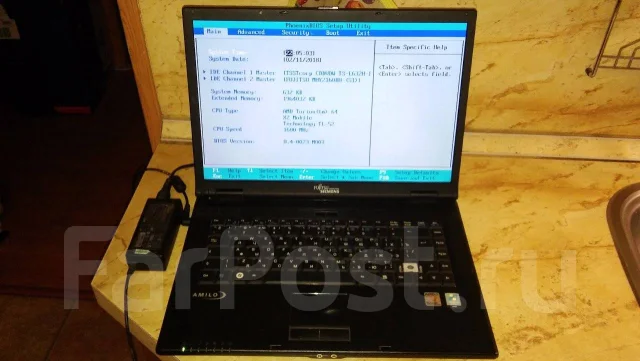 Fujitsu Amilo La 1703. 1,6����, ��� 2048 ��, ���� 160���, WiFi: 1, ����������� �� 1��. ����