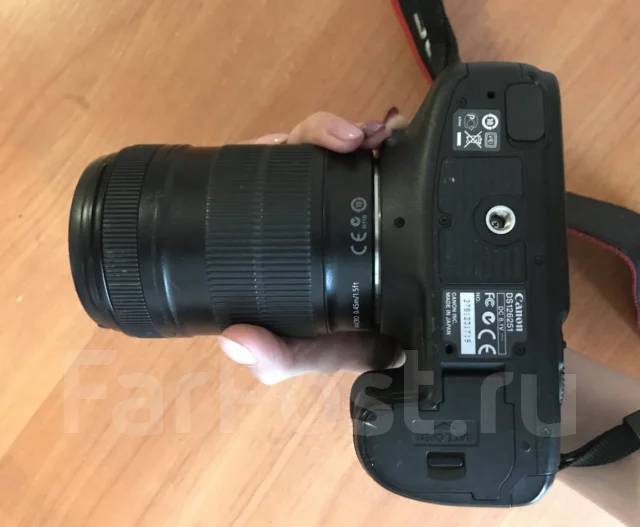 Canon EOS 7D ����