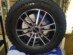 Продам литье резиной зимней. 3.5x13 4x98.00