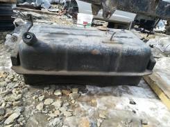 Крепление бака. Mitsubishi Canter