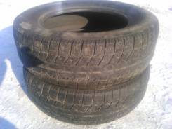 Bridgestone Blizzak VRX. Всесезонные, износ: 60%, 2 шт