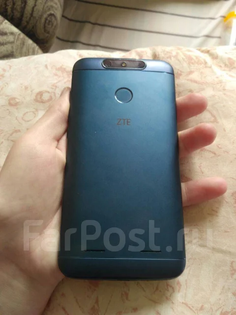 ZTE Blade V8 Lite. �/� ����