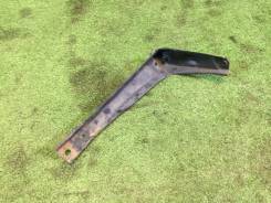 Крепление бампера. Subaru Legacy, BD2, BD3, BD4, BD5, BD9, BG2, BG3, BG4, BG5, BG7, BG9, BGA, BGB, BGC Двигатели: EJ18E, EJ20D, EJ20E, EJ20H, EJ22E, E...