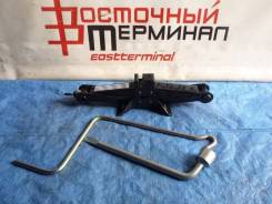 Домкрат MAZDA AXELA