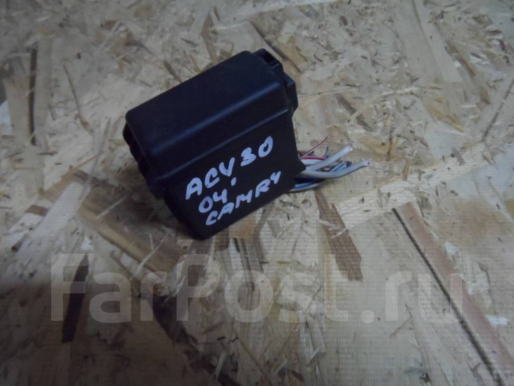 Купить блок предохранителей под капот Тойота Виста 4, бенз. 2.0 в Приморском кра