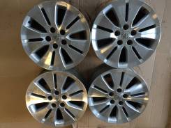 Toyota. 7.0x17", 5x114.30, ET45