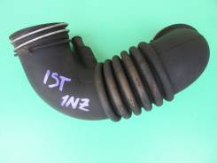 Патрубок впускной. Toyota: Platz, ist, Sienta, Vitz, XA, Porte, WiLL Vi, Scion, Echo, Yaris Verso, Probox, Funcargo, Raum, Yaris, Echo Verso, WiLL Cyp...