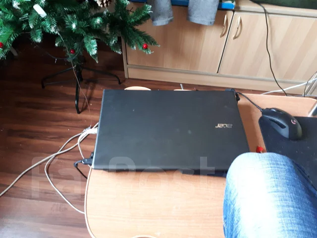 Acer Aspire E5. 15.6", 2,5����, ��� 8 ��, ���� 500���, WiFi: 1, Bluetooth: 1, ����������� �� 10��. ����