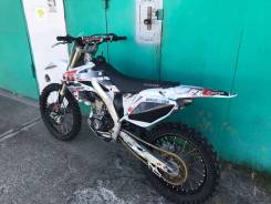 Honda CRF 250R. 250 куб. см., исправен, птс, без пробега