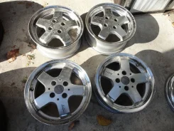 Inter Milano Milano Spoke. 6.0x14", 4x100, ET38, �� 65���. ����