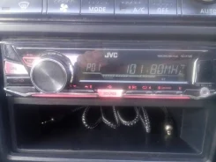 JVC KD-X135Q