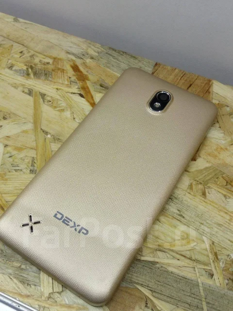 DEXP Ixion E350 Soul 3. �/�, Dual-SIM ����