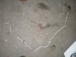 Трубка кондиционера. Nissan Bluebird Sylphy, FG10, QG10, QNG10 Nissan Sunny, B15, FB15, FNB15, G10, JB15, QB15, SB15 Двигатели: QG15DE, QG18DE, QG13DE...