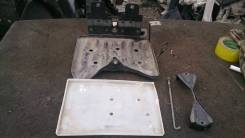Крепление аккумулятора. Nissan Murano, PZ50, Z50, TZ50, PNZ50 Двигатели: VQ35DE, QR25DE