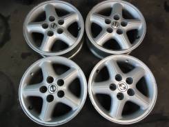 Nissan. 6.5x15", 5x114.30, ET40, ЦО 66,1 мм.
