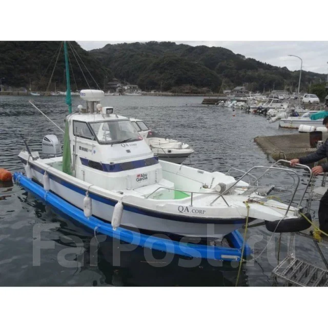Yamaha UF-25. 1990 ���, ����� 6,8��., ��������� ���������, 249��.�., ������. ��� ����� �� ������������ ����