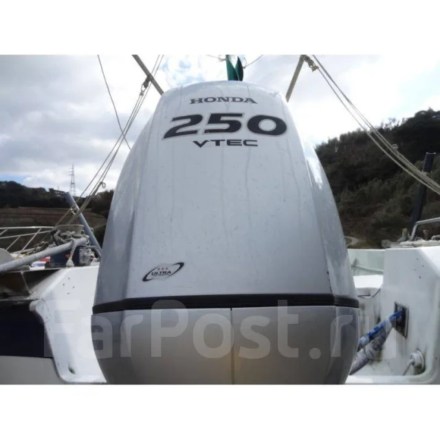 Yamaha UF-25. 1990 ���, ����� 6,8��., ��������� ���������, 249��.�., ������. ��� ����� �� ������������ ����