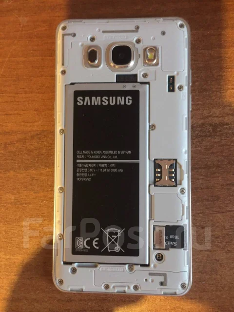 Samsung Galaxy J5 2016. �/� ����