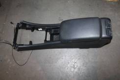 Подлокотник. Mercedes-Benz C-Class, W203