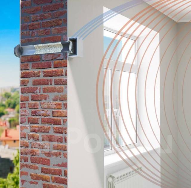 приточный клапан на стене дома