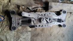 Балка поперечная. Toyota Camry, ASV50, AVV50, GSV50, ACV51 Двигатели: 2ARFE, 2ARFXE, 2GRFE, 1AZFE