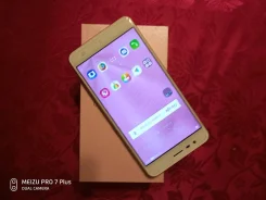 Asus ZenFone 3 Zoom. �/� ����