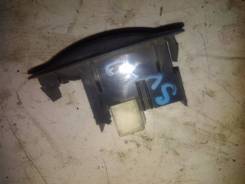 Кнопка стеклоподъемника. Toyota: Sprinter, Vista, Sprinter Carib, Hilux Surf, Corolla Levin, Camry, Sprinter Trueno, Corolla, 4Runner, Hilux Двигатели...