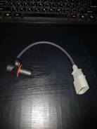 Датчик положения коленвала. Volkswagen: Caddy, Passat, Bora, Jetta, Scirocco, Beetle, Polo, Eos, Touran, Golf Seat: Ibiza, Cordoba, Altea, Leon, Toled...