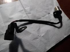 Датчик положения коленвала. Lexus: IS300, IS200, SC300, SC400, GS430, GS300, GS400 Toyota: Crown, Aristo, Verossa, Soarer, Altezza, Chaser, Crown Maje...