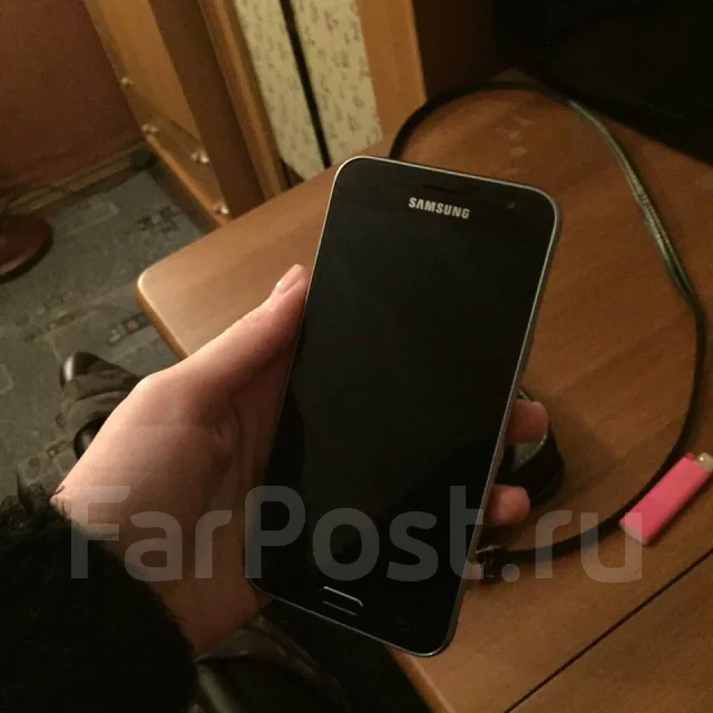 Samsung Galaxy J3 2016. �/� ����