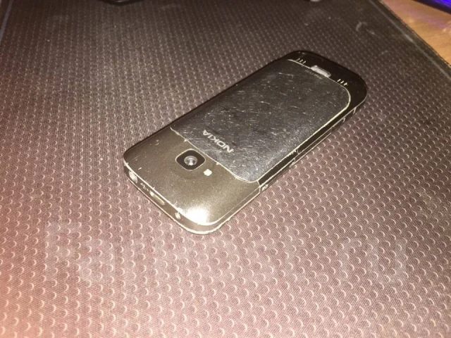 Nokia C5-00. �/� ����
