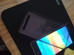DEXP Ixion. �����