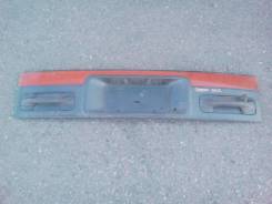 Вставка багажника. Mazda Bongo Friendee, SGLW Двигатель WLT