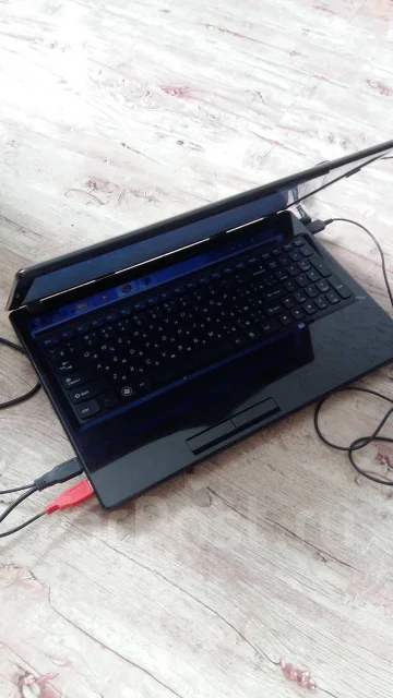 Lenovo G580. 15.6", 1,7����, ��� 2048 ��, ���� 120���, WiFi: 1, ����������� �� 5��. ����