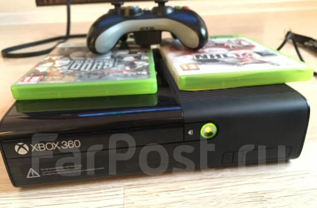 Microsoft Xbox 360 E ����