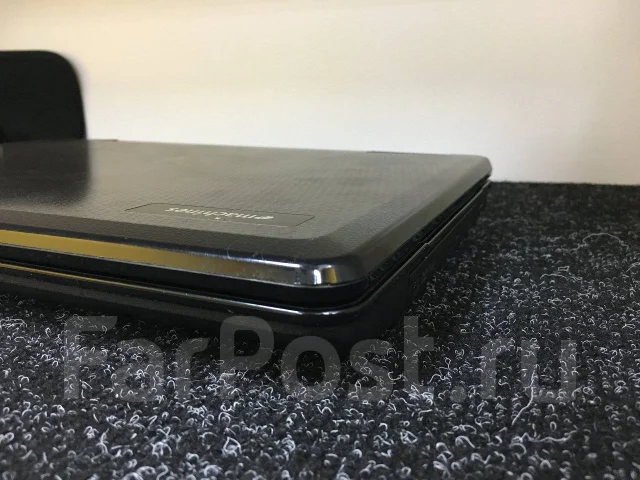 eMachines E725. 2,1����, ���� 250���, WiFi: 1, ����������� �� 2��. ����