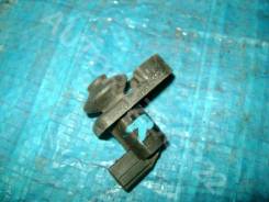 Концевик двери багажника. Nissan: Wingroad, X-Trail, Maxima, Primera, Latio, Tiida, Pulsar, Sunny, Almera, Caravan, Bluebird Sylphy, Micra, Tiida Lati...