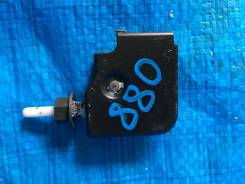 Замок лючка бензобака. Nissan: Maxima, Altima, Figaro, NP300, Almera, Cedric, Cherry, Bluebird Sylphy, Silvia, Vanette Serena, Terrano Regulus, 300ZX...