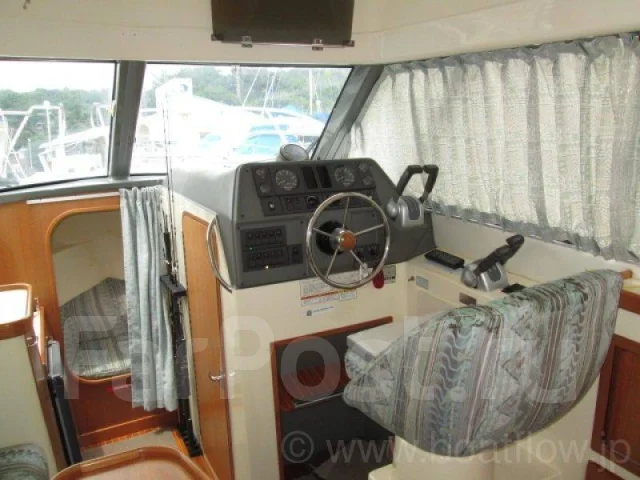 Yamaha PC-27. 1995 ���, ����� 8,23��., ��������� ������������, 150��.�., ������. ��� ����� �� ������������ ����