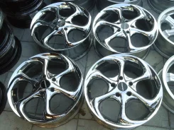 Hinodex Axia. 7.0x17", 5x114.3, ET50, �� 73���. ����