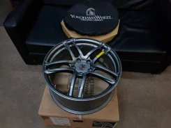 AVS Model T5. 8.0x18", 5x114.3, ET48, �� 73���. ����