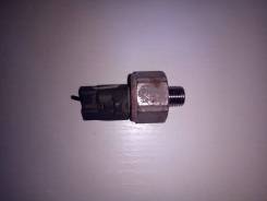Датчик детонации. Toyota: Corona, Crown, Aristo, Avensis, Sprinter Trueno, Corolla, Tercel, Tundra, Raum, Hilux, Carina, Sprinter, Caldina, Sprinter C...
