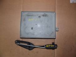 Крепление аккумулятора. Toyota Ipsum, ACM21, ACM21W, ACM26, ACM26W Toyota Picnic, ACM20, ACM20R, ACM21, CLM20 Toyota Picnic Verso, ACM20, ACM21, CLM20...