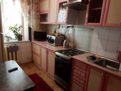 3-комнатная, улица Юбилейная 8 кор. 2. центральный, 8 кв. м.