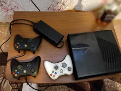 Microsoft Xbox 360 Elite ����