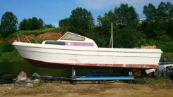 Yamaha F-24. 1994 ���, ����� 7,2��., ��������� ��������� ����