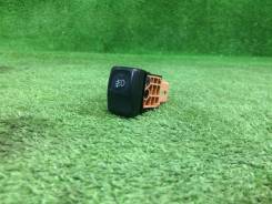 Кнопка включения противотуманных фар. Subaru Legacy, BD2, BD3, BD4, BD5, BD9, BG2, BG3, BG4, BG5, BG9, BGA, BGC Двигатели: EJ18E, EJ20D, EJ20E, EJ20H...