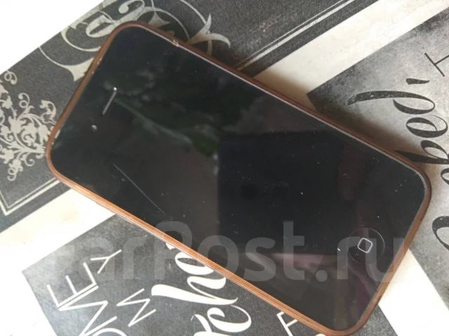 Apple iPhone 4s. �/� ����
